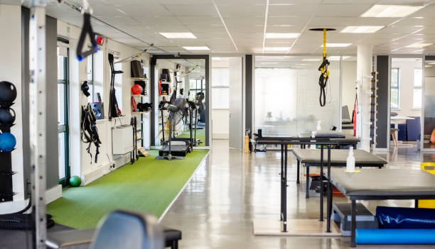 Physical therapy clinic treatment space